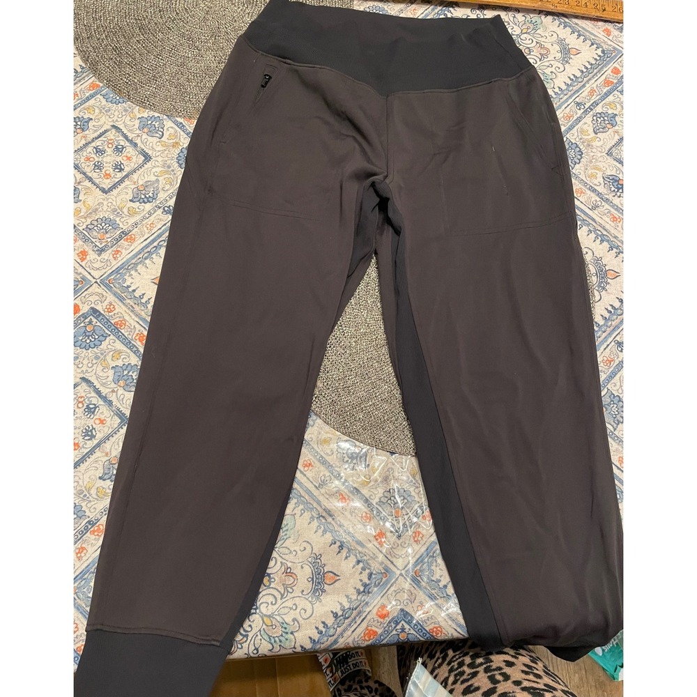 Athleta Trekkie North Joggers Womens Small Gray Hiking Travel Pants Tapered Cuff